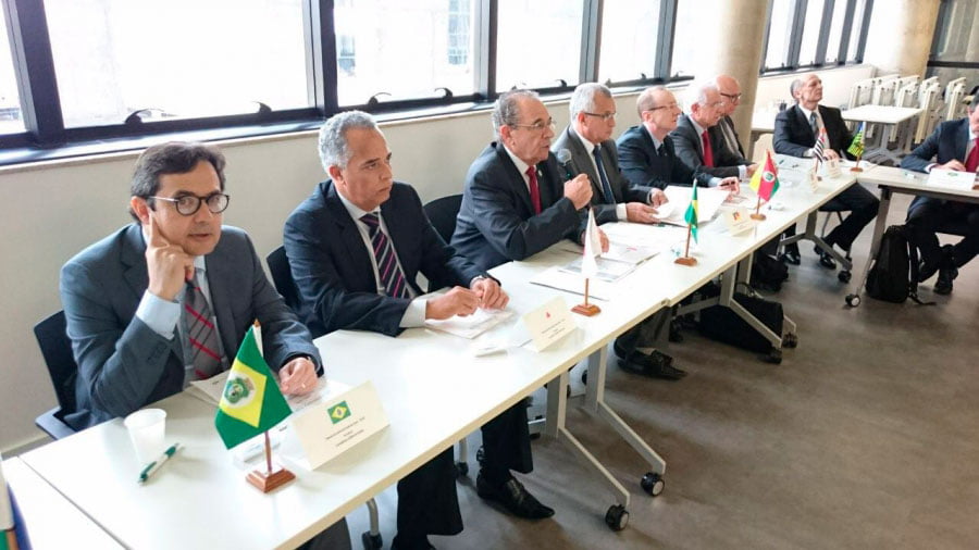 2017-tribunais-de-contas-delibera