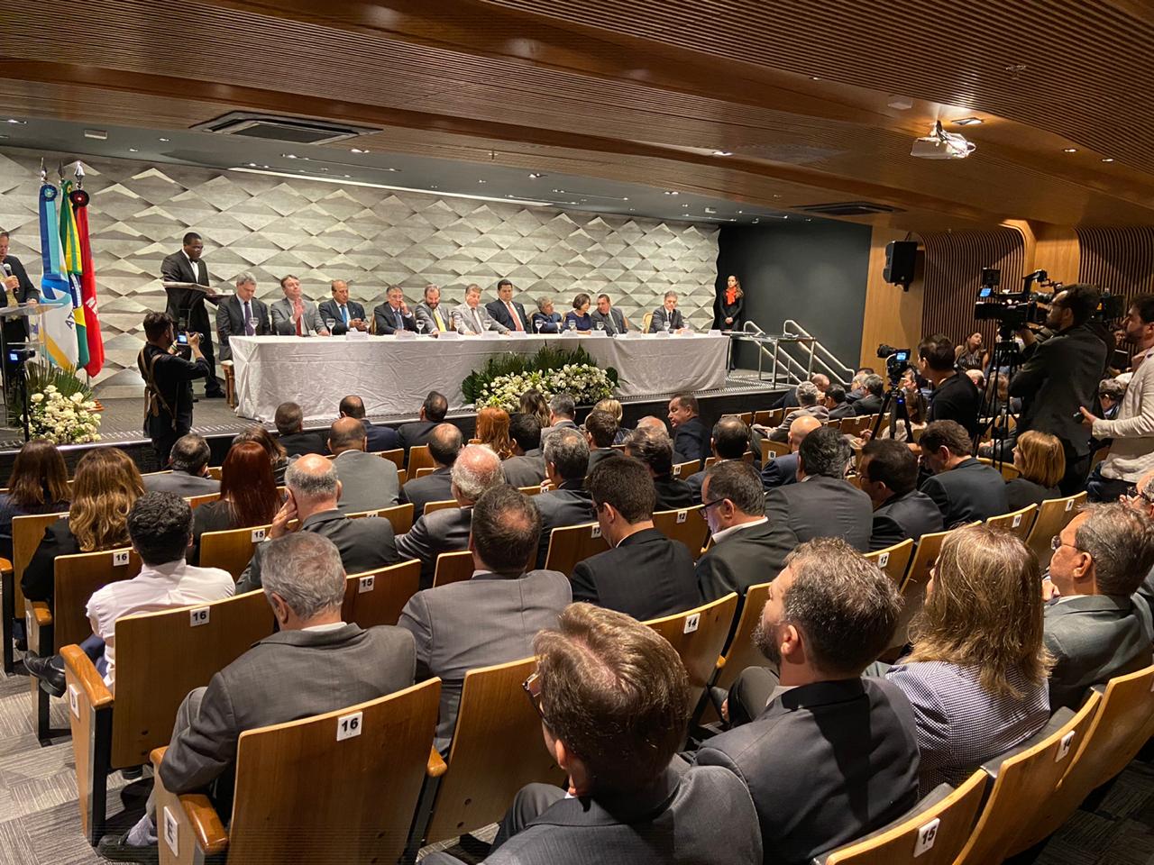 Cerimônia marca posse dos presidentes do IRB, Atricon e CNPTC