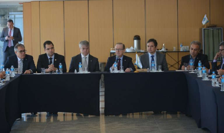 Encontro dos TCs