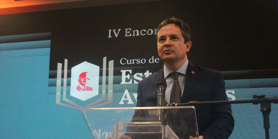 capa_estudos_avançados