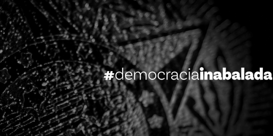 capa_democraciainabalada