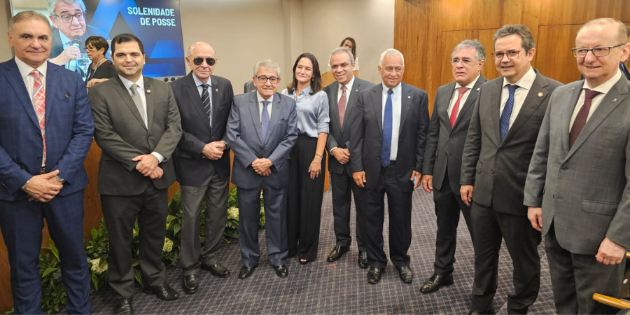 capa_posse_abracom