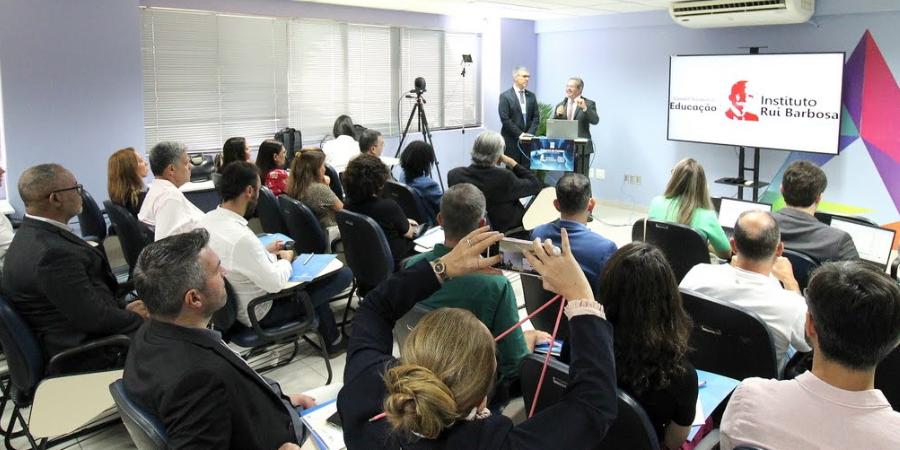 capa_reunião_CTE-IRB_21_03
