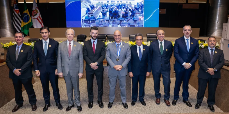 congresso-no-tcmsp-reune-autoridades-e-especialistas-em-homenagem-a-alexandre-de-moraes-destaque
