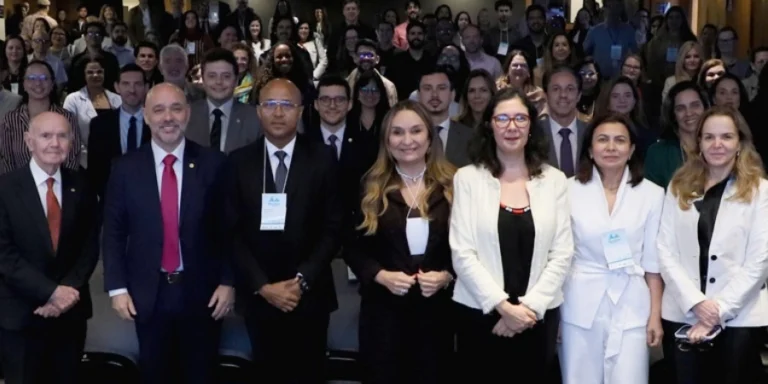 Educontas reúne representantes de 25 Tribunais de Contas
para discutir educação profissional e políticas públicas